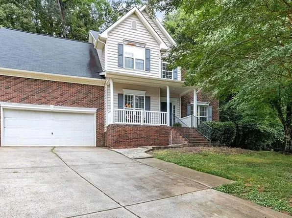 2804 Colmar Ln, Charlotte, NC 28270