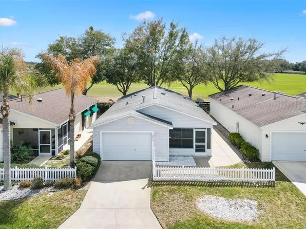 2815 Barboza Dr, The Villages, FL 32162
