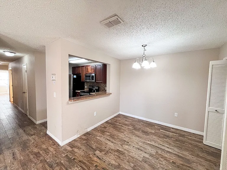 3705 SW 27th St #1118 — Photo 7