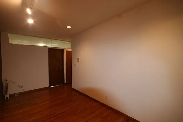 Rented by HH Realty | media 18