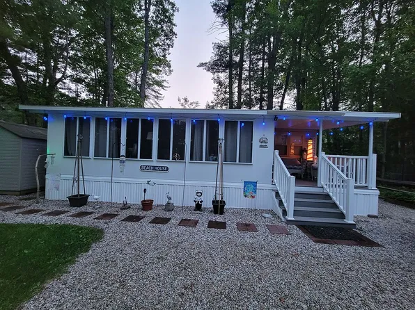 179 Saco Ave #Vf17, Old Orchard Beach, ME 04064