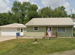 413 Courtland St, Greene, IA 50636
