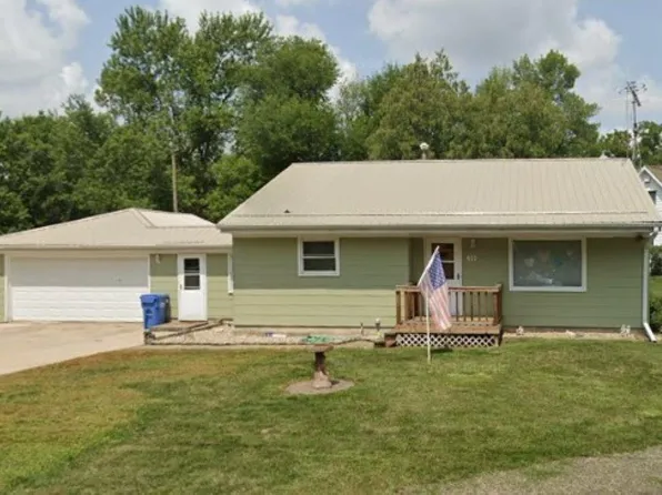 413 Courtland St, Greene, IA 50636