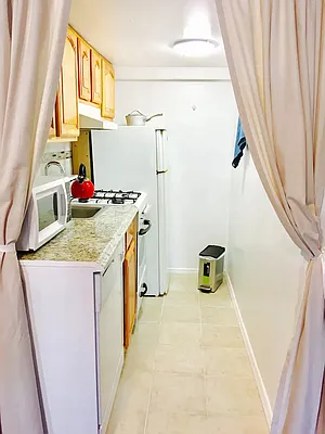 Rented by Brown Harris Stevens | media 13