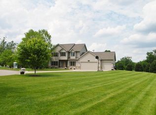 8760 Big Bend Ct, Middleville, MI 49333