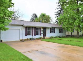 525 S Ann Arbor St, Saline, MI 48176