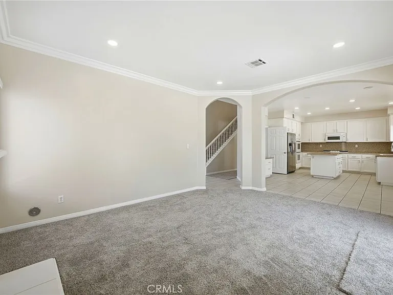 18112 Osborne St — Photo 27