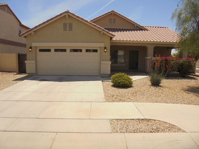 1st image of 481 S 166th Dr