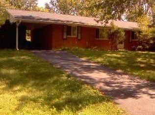 4372 Beechmont Dr, Cincinnati, OH 45244
