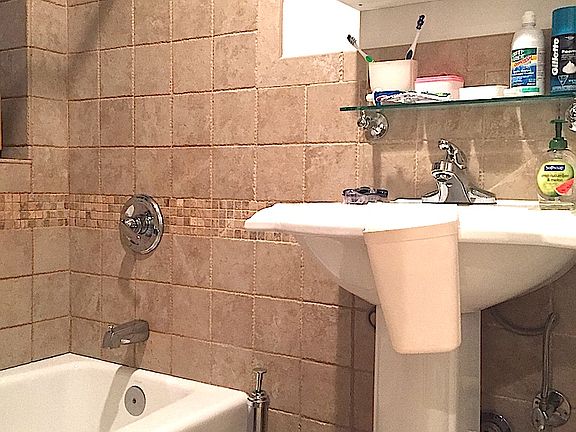 3rd image of 350 E 65th St APT 8