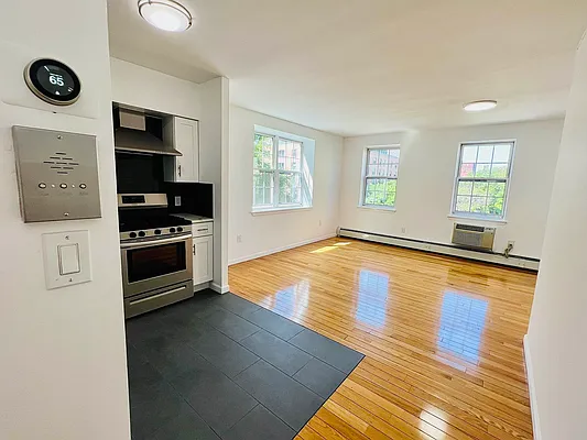 Rented by Corcoran | media 14