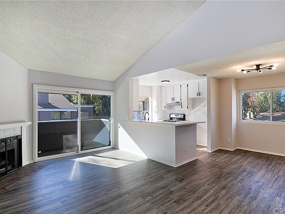 4th image of 12563 Bradley Ave Unit 14