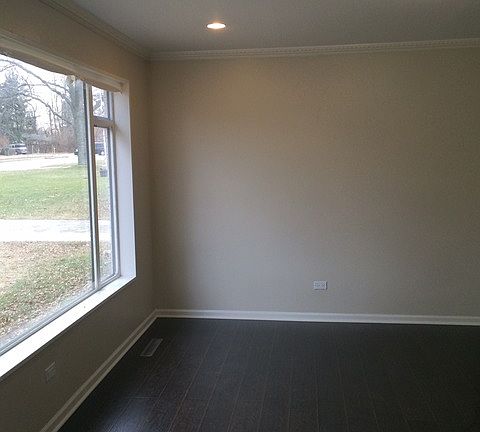 4th image of 1370 S Highland Ave
