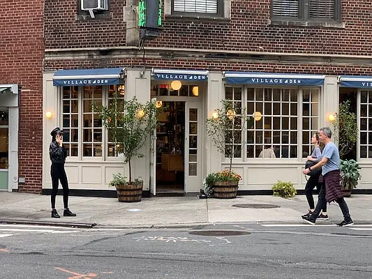 Rented by Compass | media 19