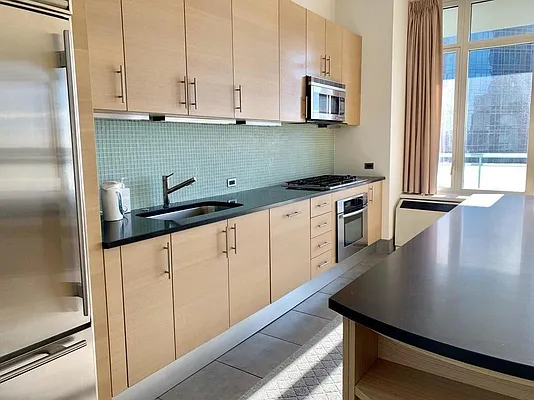 Rented by Century 21 Metropolitan | media 5