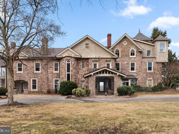 227 Cliff Ave, Edgewater Park, NJ 08010