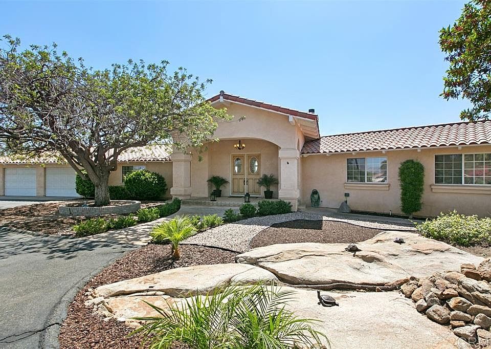 1st image of 14107 Calle De Vis