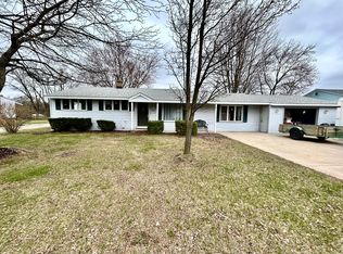 1341 Sunnyside St NE, Grand Rapids, MI 49525