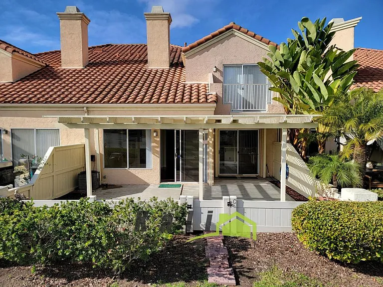 2096 Northshore Dr #C — Photo 4