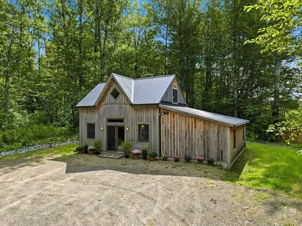 2734 Gore Road, Holland, VT 05829