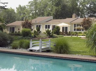 309 Springvale Rd, Great Falls, VA 22066