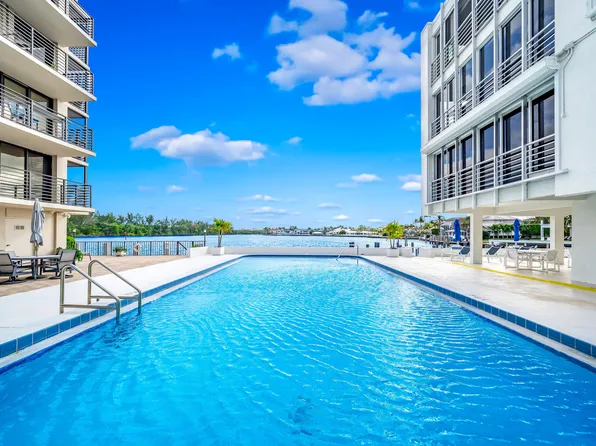 850 NE Spanish River Boulevard #33, Boca Raton, FL 33431