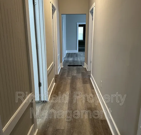 218 N Tacoma Ave — Photo 9