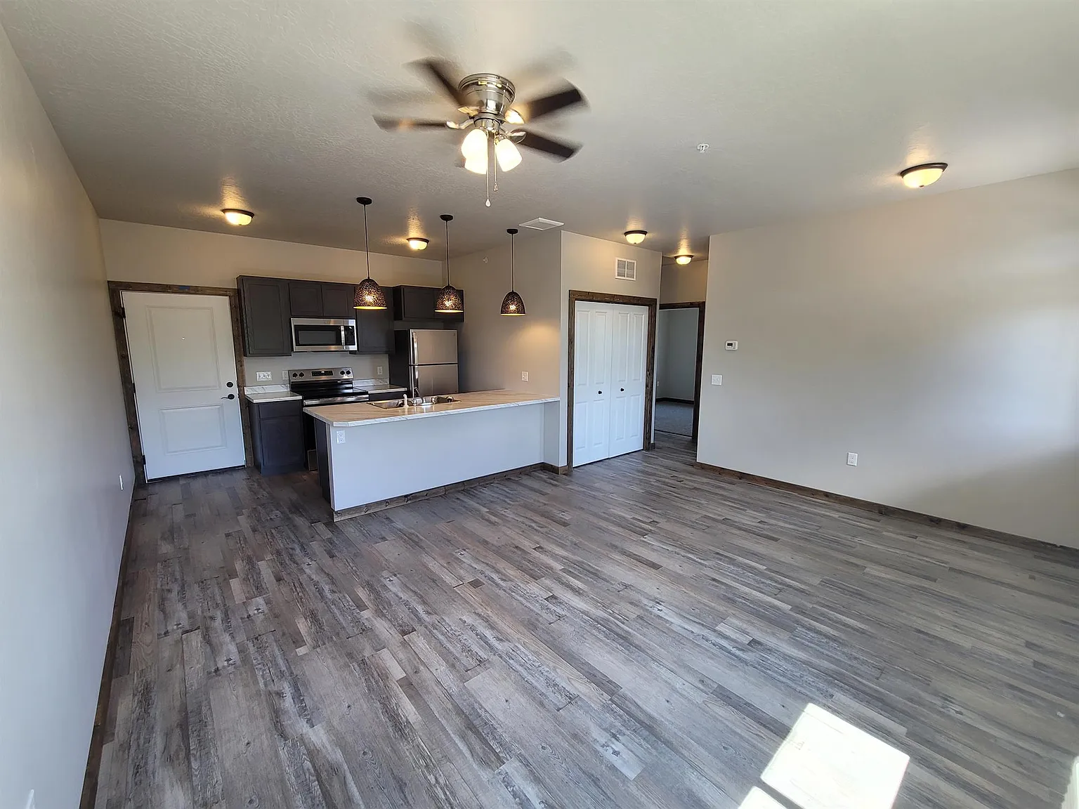 Johnson Street Apartments — Photo 4