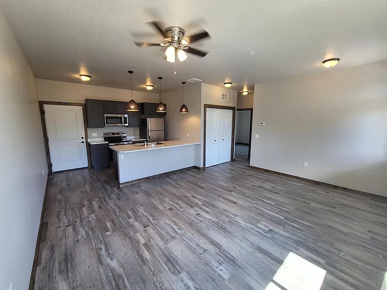Johnson Street Apartments — Photo 4