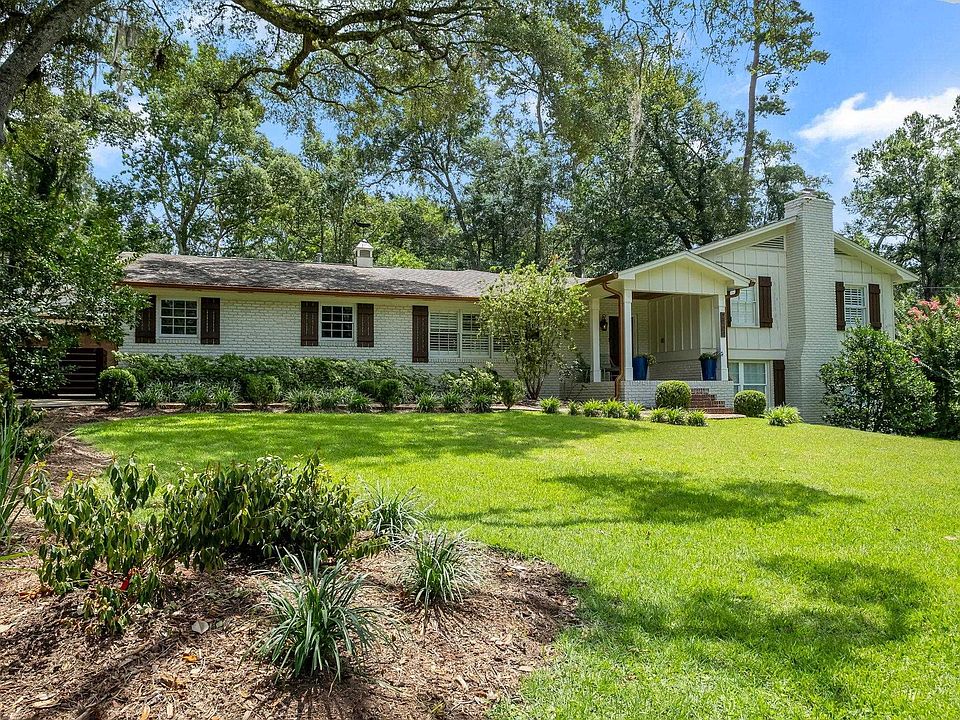 2nd image of 2909 Brandemere Dr