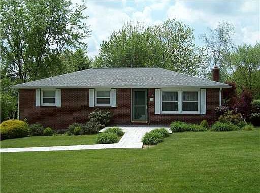 1st image of 28 Elgin Dr
