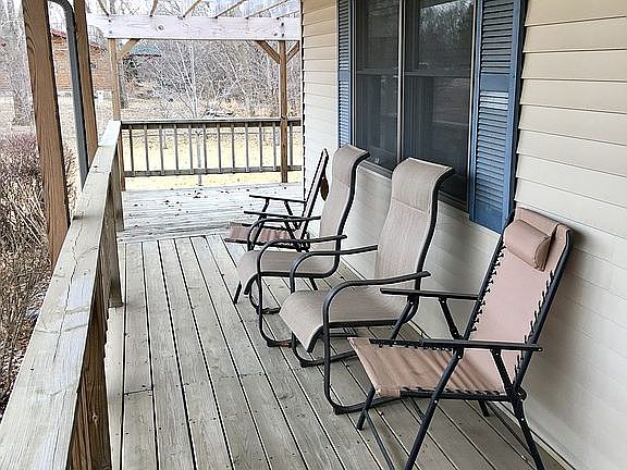 Front wrap around deck