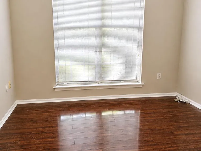 237 Andover Pl — Photo 23