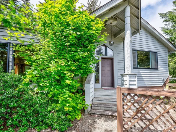 4989 NW Francis Drive, Silverdale, WA 98383