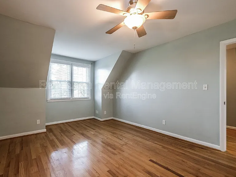 3288 Regalwoods Dr — Photo 15