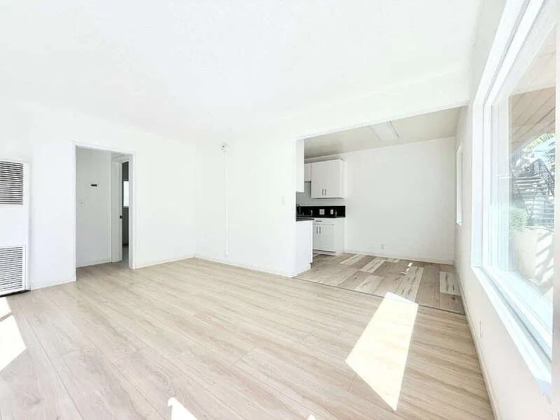 2023 Reservoir St — Photo 2