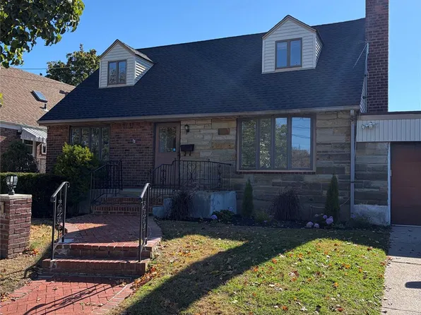 501 Nancy Road, Mineola, NY 11501