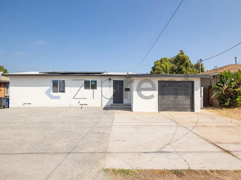 362 Naples St — Photo 1
