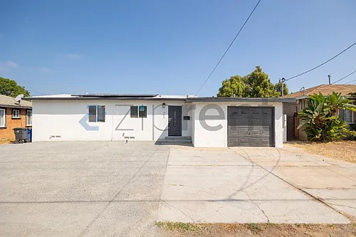 362 Naples St Photo 1