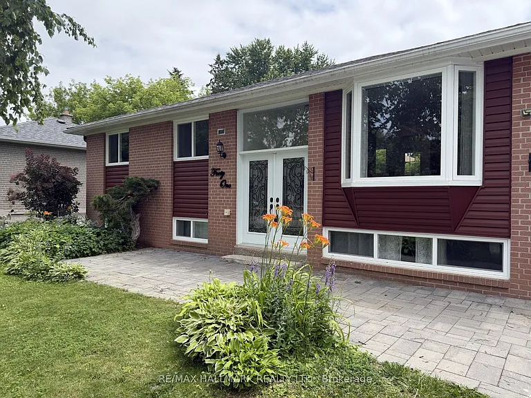 41 Aurora Heights Dr — Photo 15