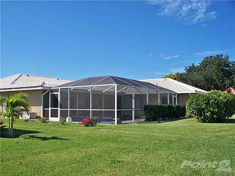 2nd image of 907 Pinehurst Ln
