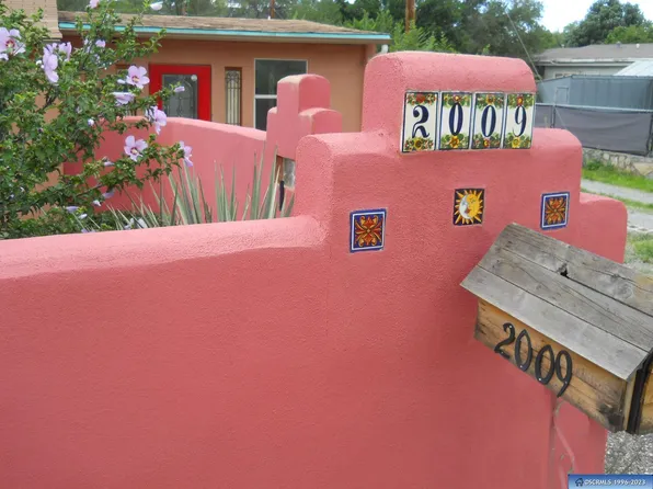 2009 Little Walnut Rd, Silver City, NM 88061