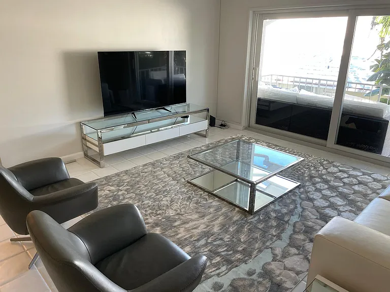315 Venetian Dr #6 — Photo 10