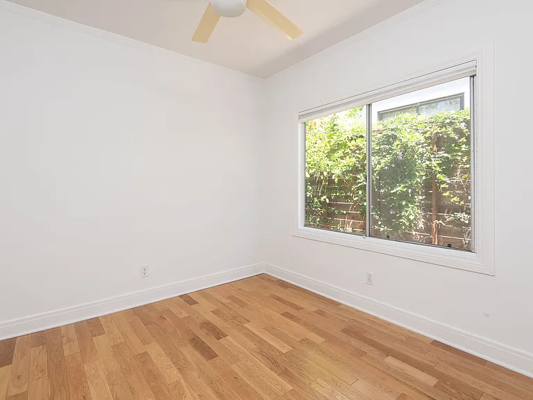 526 N Alta Vista Blvd #9 — Photo 15