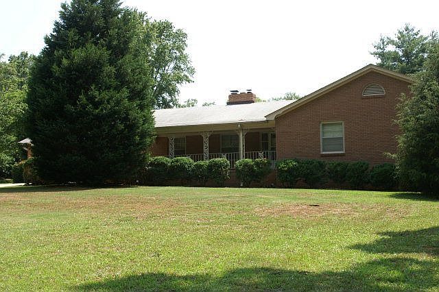 2nd image of 217 Forest Dr W
