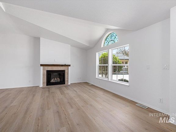 5th image of 421 S Curtis Rd Lot 122