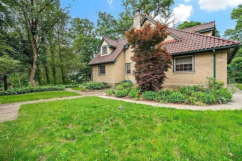 1302 Mount Royal Blvd, Pittsburgh, PA 15223 Zillow