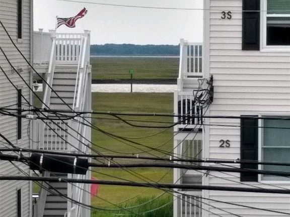 2nd image of 6317 N Central Ave #Sea