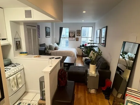 244 E. Houston Street image 1 of 6