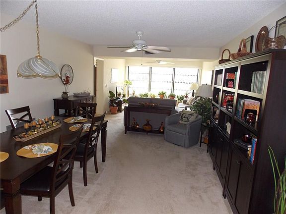 3rd image of 38 Plantation Dr APT 104